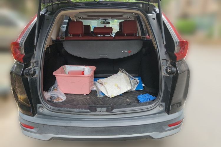 Used Honda CR-V 2021 240TURBO CVT 2WD Comfort Version Trunk