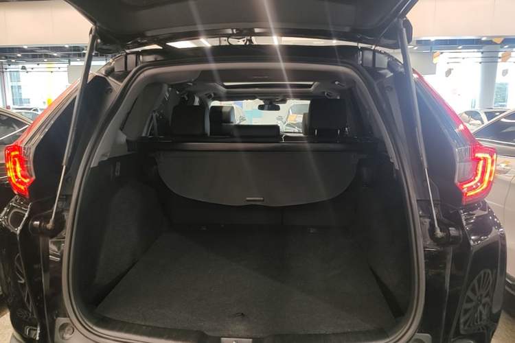 Used Honda CR-V 2021 240TURBO CVT 2WD Fashion Edition Trunk