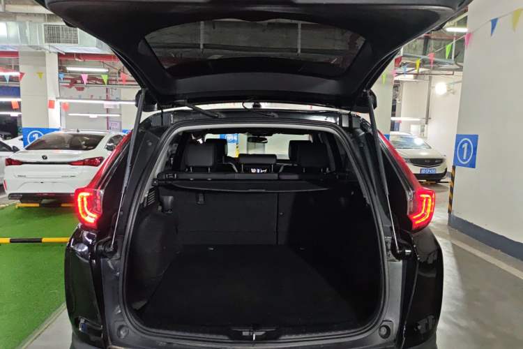 Used Honda CR-V 2021 Rui Hybrid 2.0L 2WD Pure Speed Edition Trunk
