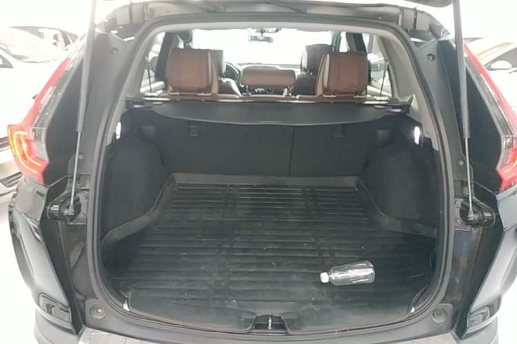 Used Honda CR-V 2021 240TURBO CVT 2WD Fashion Edition Trunk