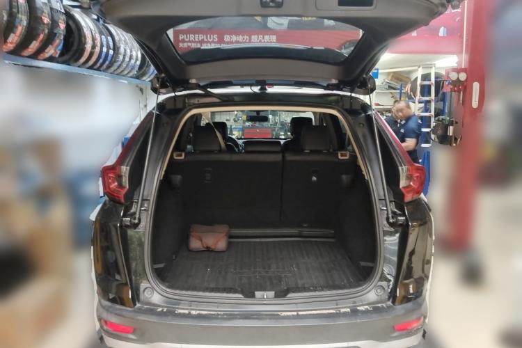 Used Honda CR-V 2021 240TURBO CVT 2WD Comfort Version Trunk