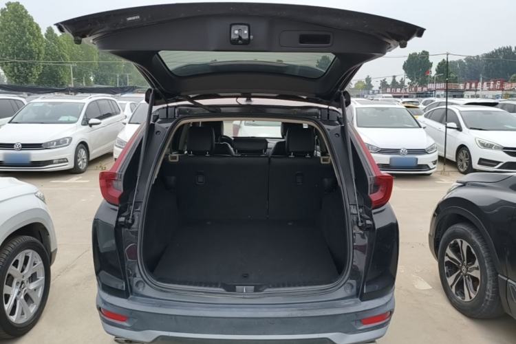 Used Honda CR-V 2021 240TURBO CVT 2WD Comfort Version Trunk