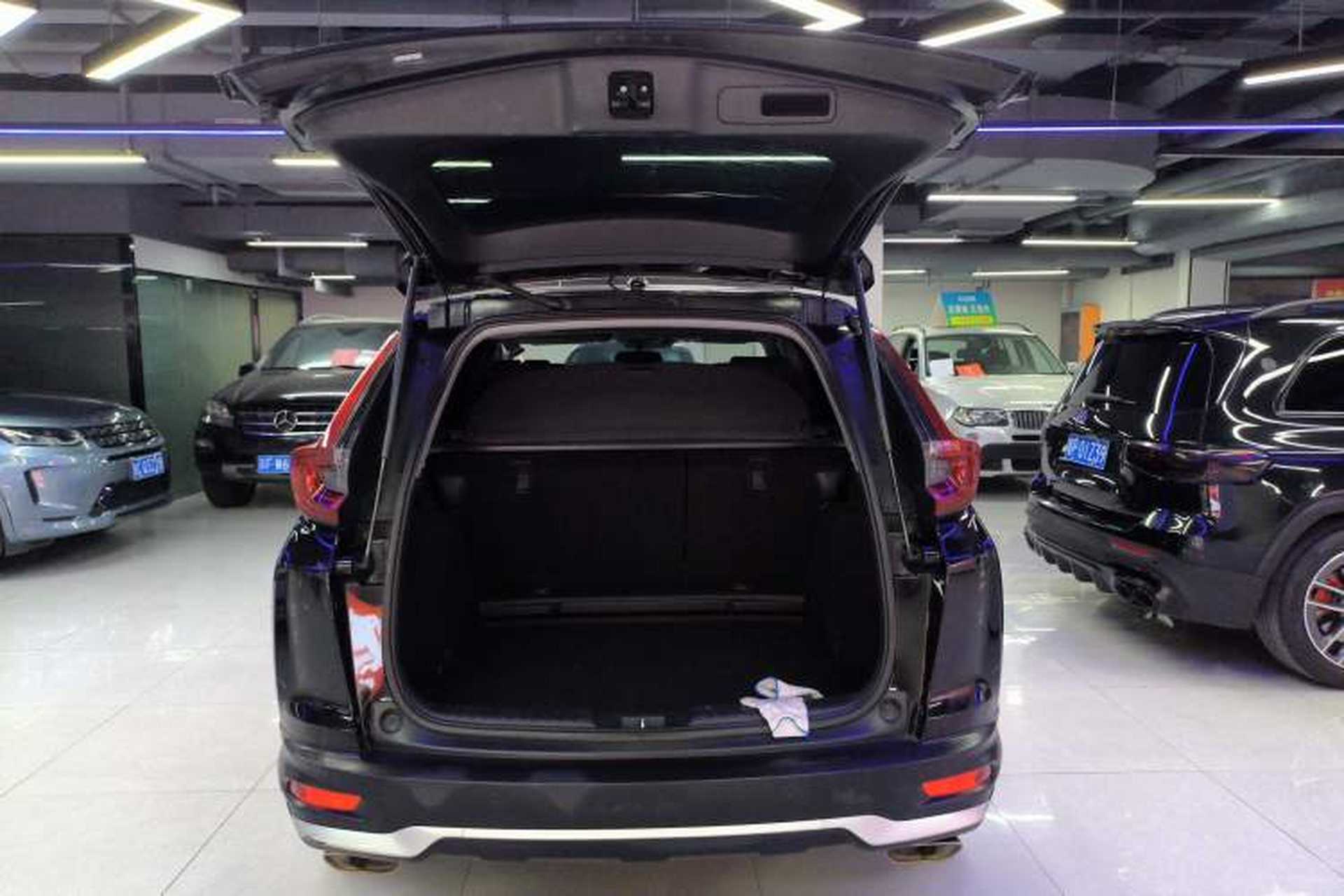 Used Honda CR-V 2021 240TURBO CVT 2WD Fashion Edition Trunk
