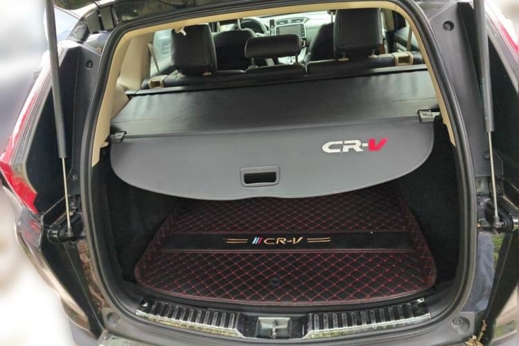 Used Honda CR-V 2021 240TURBO CVT 2WD Comfort Version Trunk