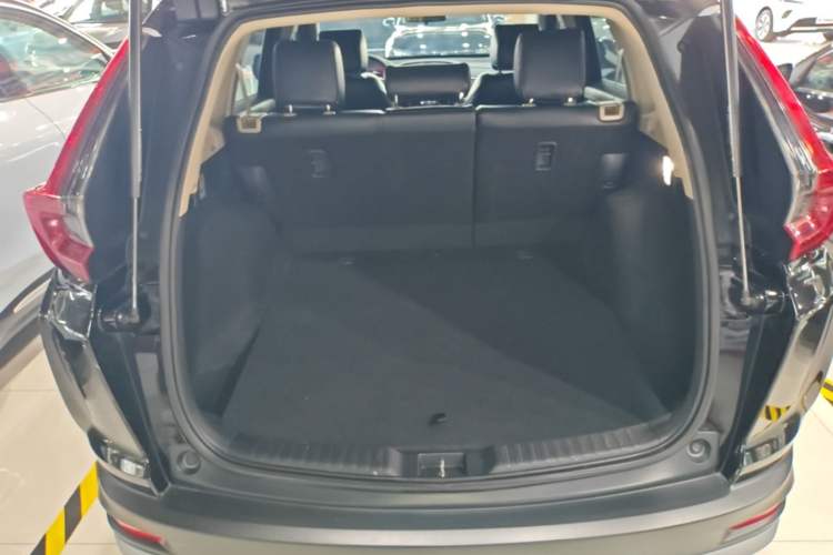 Used Honda CR-V 2021 240TURBO CVT 2WD Comfort Version Trunk