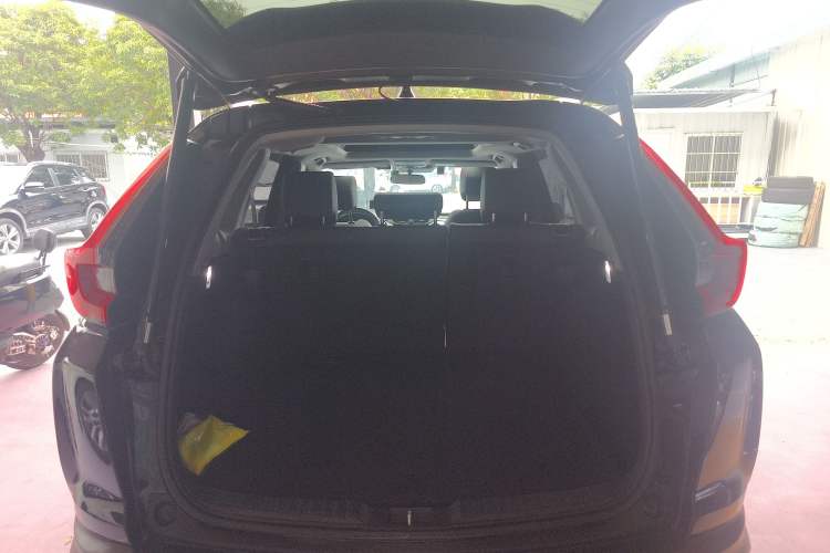 Used Honda CR-V 2021 240TURBO CVT 2WD Fashion Edition Trunk