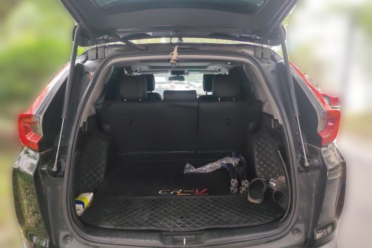 Used Honda CR-V 2021 240TURBO CVT Two-Wheel Drive Urban Edition Trunk