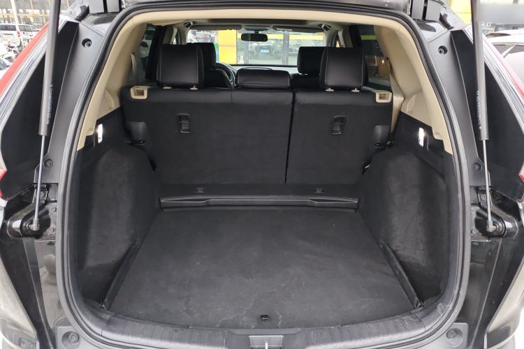 Used Honda CR-V 2021 240TURBO CVT 2WD Comfort Version Trunk