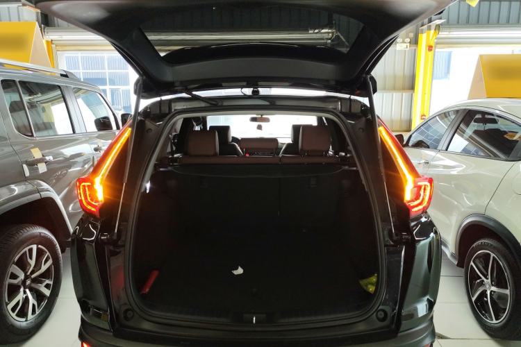 Used Honda CR-V 2021 240TURBO CVT 2WD Fashion Edition Trunk