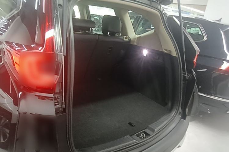 Used Honda CR-V 2021 240TURBO CVT 2WD Comfort Version Trunk
