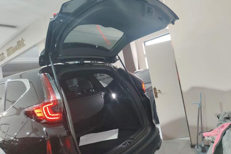 Used Honda CR-V 2021 240TURBO CVT 2WD Black Jazz Edition Trunk