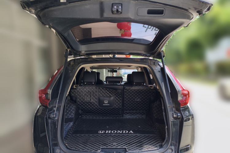 Used Honda CR-V 2021 240TURBO CVT 2WD Comfort Version Trunk