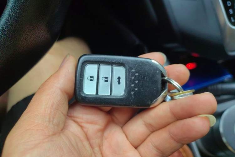 Used Honda CR-V 2021 240TURBO CVT 2WD Comfort Version Vehicle Key