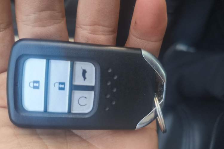 Used Honda CR-V 2021 240TURBO CVT 2WD Comfort Version Vehicle Key