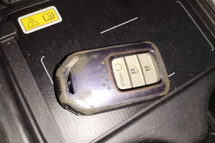 Used Honda CR-V 2021 240TURBO CVT 2WD Black Jazz Edition Vehicle Key