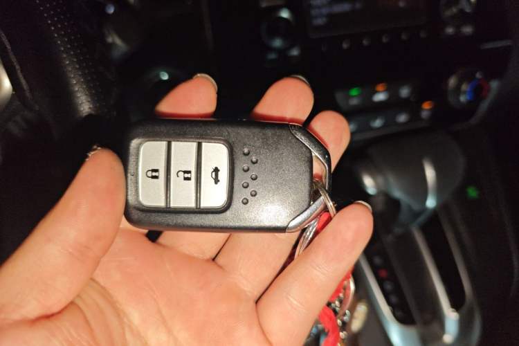 Used Honda CR-V 2021 240TURBO CVT 2WD Comfort Version Vehicle Key