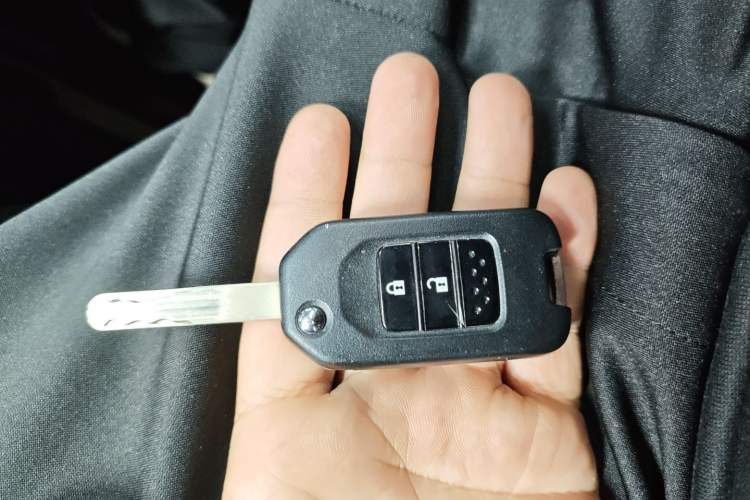 Used Honda CR-V 2021 240TURBO CVT 2WD Comfort Version Vehicle Key