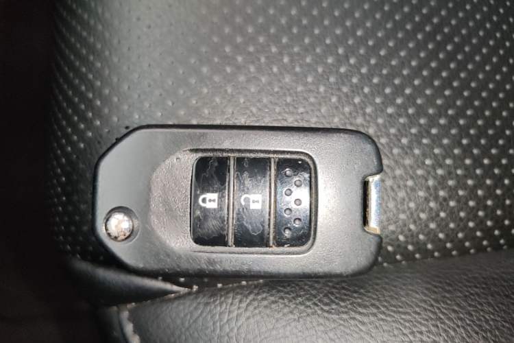 Used Honda CR-V 2021 240TURBO CVT 2WD Comfort Version Vehicle Key