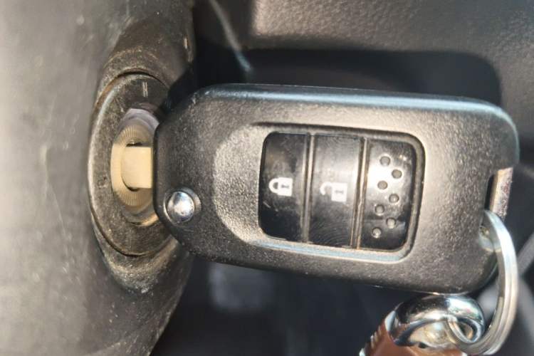 Used Honda CR-V 2021 240TURBO CVT 2WD Comfort Version Vehicle Key