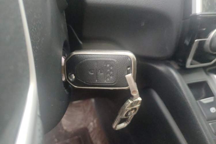 Used Honda CR-V 2021 240TURBO CVT 2WD Comfort Version Vehicle Key