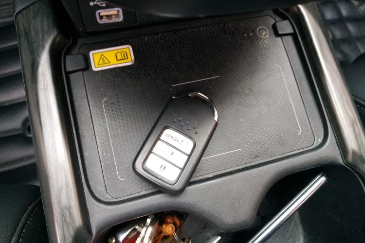 Used Honda CR-V 2021 240TURBO CVT 2WD Black Jazz Edition Vehicle Key