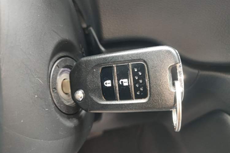 Used Honda CR-V 2021 240TURBO CVT 2WD Comfort Version Vehicle Key