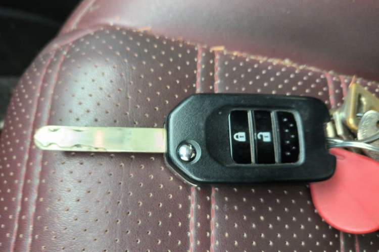 Used Honda CR-V 2021 240TURBO CVT 2WD Comfort Version Vehicle Key