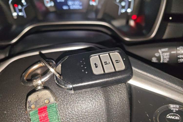 Used Honda CR-V 2021 240TURBO CVT 2WD Comfort Version Vehicle Key