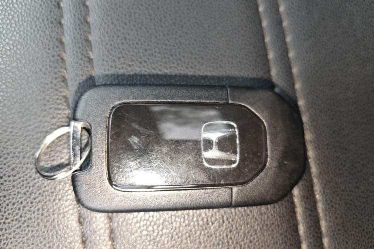 Used Honda CR-V 2021 240TURBO CVT 2WD Comfort Version Vehicle Key
