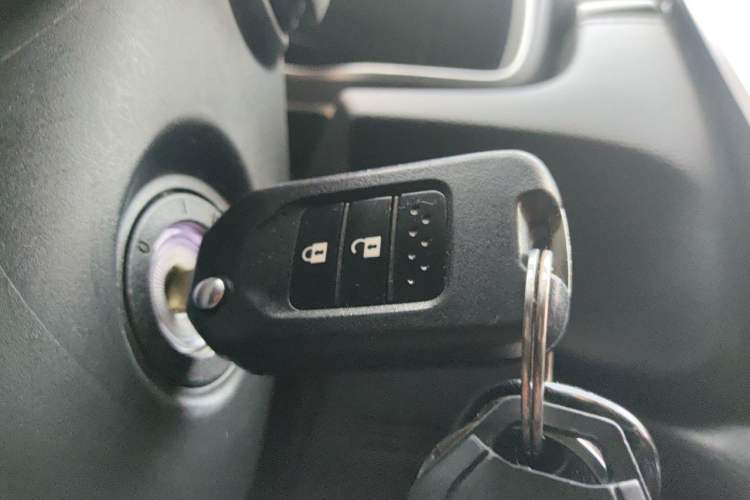 Used Honda CR-V 2021 240TURBO CVT 2WD Comfort Version Vehicle Key