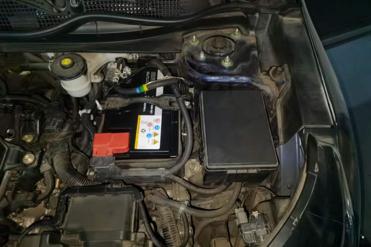 Used Honda CR-V 2021 240TURBO CVT 2WD Fashion Edition Engine Bay Left