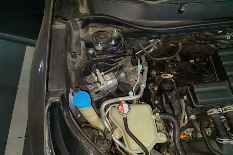 Used Honda CR-V 2021 240TURBO CVT 2WD Fashion Edition Engine Bay Right