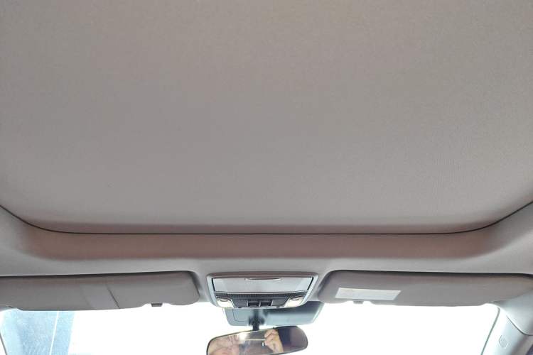 Used Honda CR-V 2021 240TURBO CVT 2WD Fashion Edition Headliner
