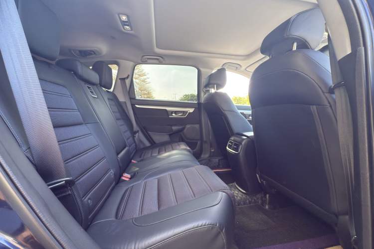 Used Honda CR-V 2021 240TURBO CVT Two-Wheel Drive Urban Edition Interior 3