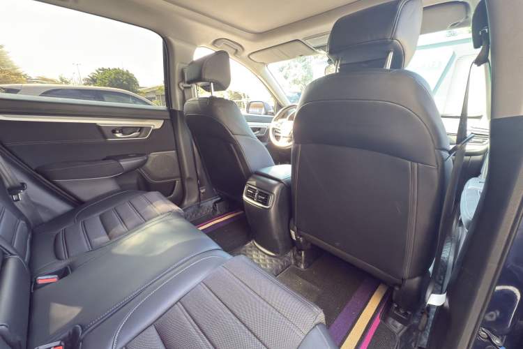 Used Honda CR-V 2021 240TURBO CVT Two-Wheel Drive Urban Edition Interior 6