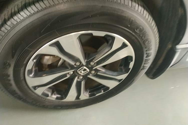 Used Honda CR-V 2021 240TURBO CVT 2WD Fashion Edition Left Front Wheel Hub