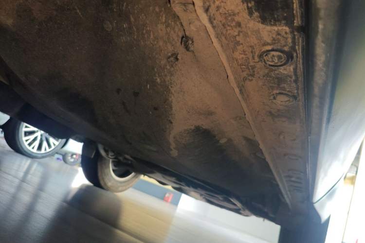 Used Honda CR-V 2021 240TURBO CVT Two-Wheel Drive Urban Edition Left Side Sill