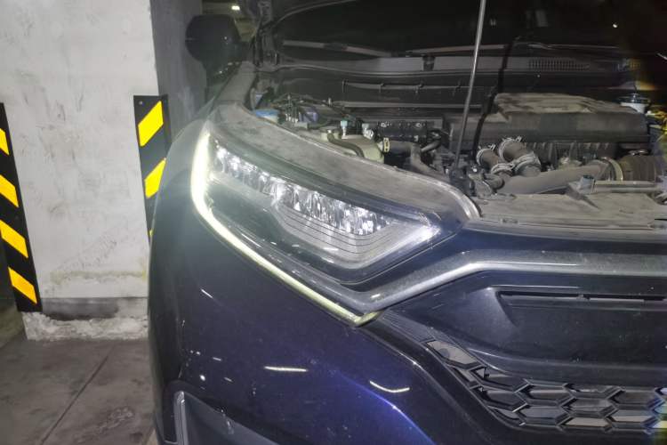 Used Honda CR-V 2021 240TURBO CVT 2WD Fashion Edition Right Front Headlight
