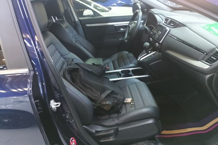 Used Honda CR-V 2021 240TURBO CVT Two-Wheel Drive Urban Edition Right Front Seat