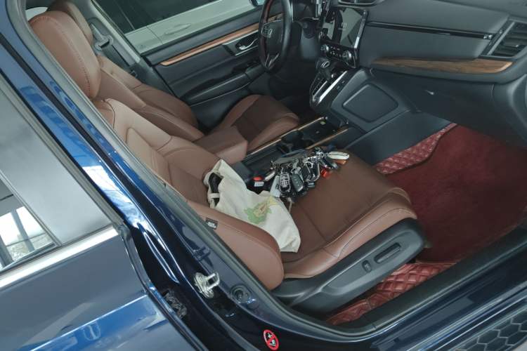 Used Honda CR-V 2021 240TURBO CVT 2WD Fashion Edition Right Front Seat