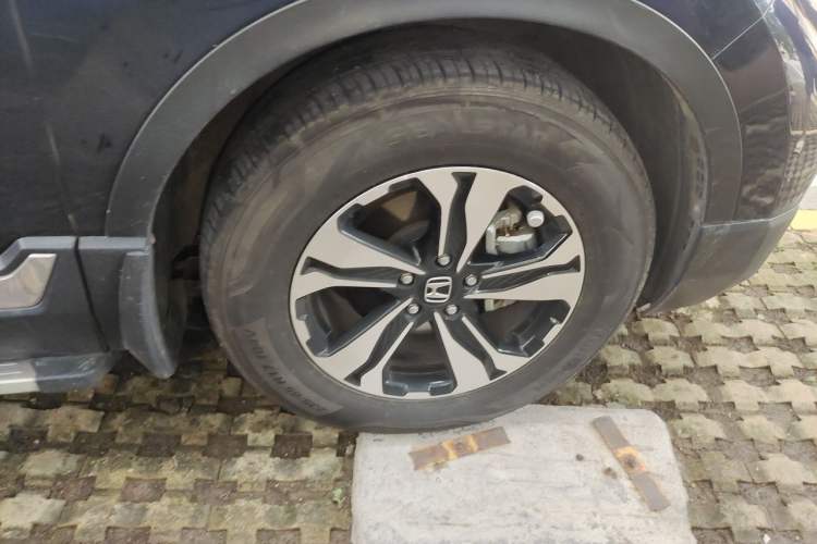 Used Honda CR-V 2021 240TURBO CVT 2WD Fashion Edition Right Front Wheel Hub