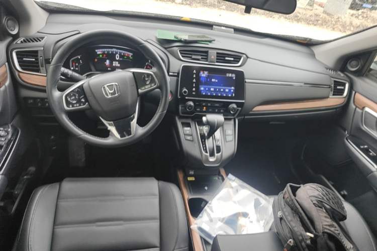 Used Honda CR-V 2021 240TURBO CVT 2WD Fashion Edition Center Console