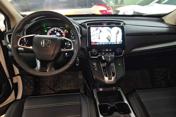 Used Honda CR-V 2021 240TURBO CVT 2WD Comfort Version Center Console