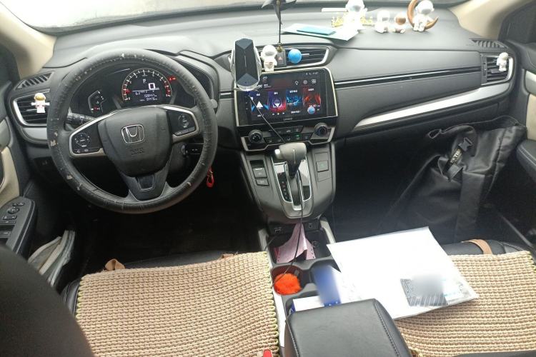 Used Honda CR-V 2021 240TURBO CVT 2WD Comfort Version Center Console