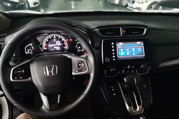 Used Honda CR-V 2021 240TURBO CVT 2WD Comfort Version Center Console