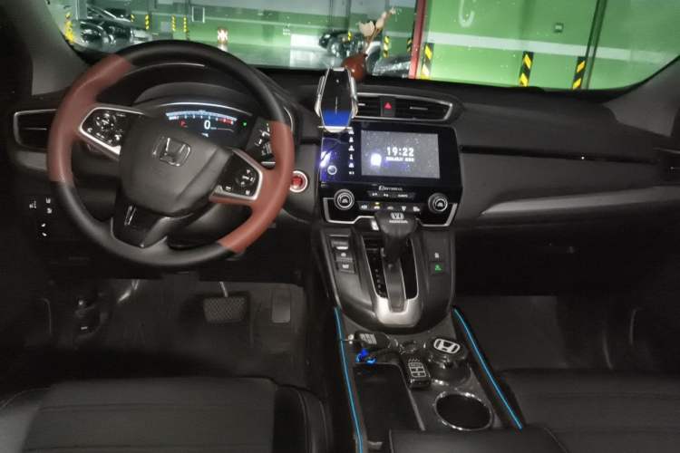 Used Honda CR-V 2021 240TURBO CVT Two-Wheel Drive Urban Edition Center Console