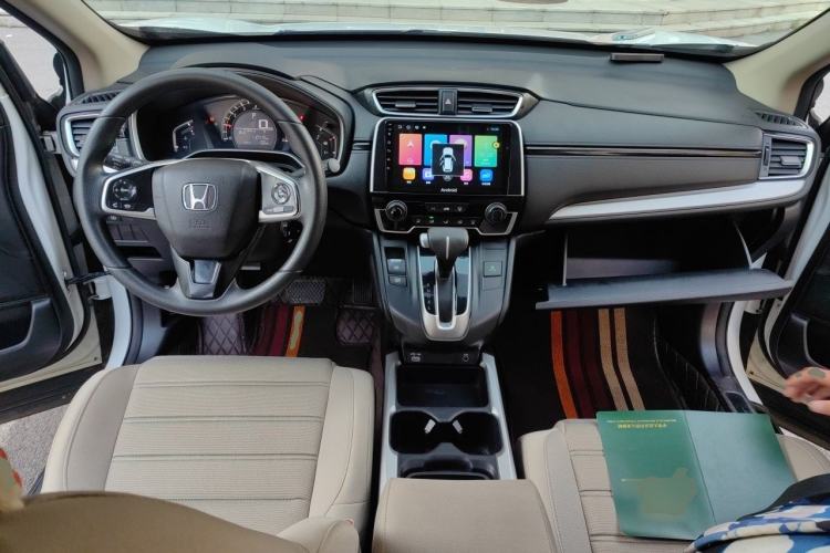 Used Honda CR-V 2021 240TURBO CVT 2WD Comfort Version Center Console