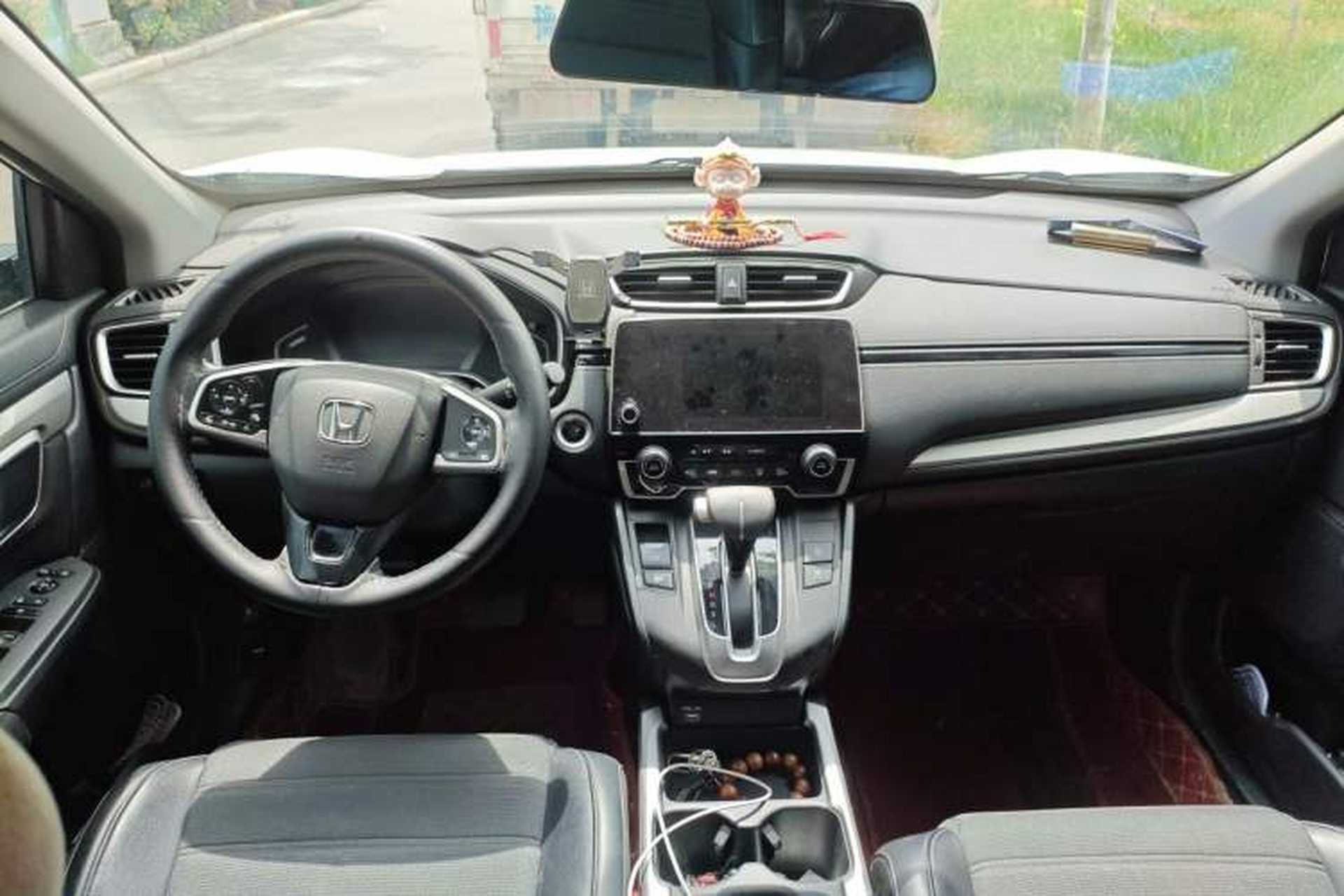 Used Honda CR-V 2021 240TURBO CVT Two-Wheel Drive Urban Edition Center Console