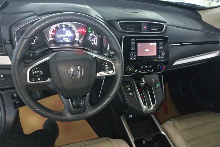 Used Honda CR-V 2021 240TURBO CVT 2WD Comfort Version Center Console