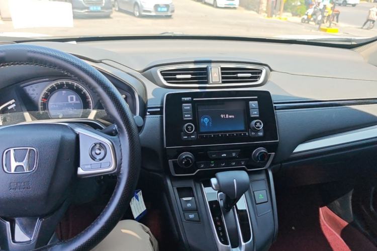Used Honda CR-V 2021 240TURBO CVT 2WD Comfort Version Center Console